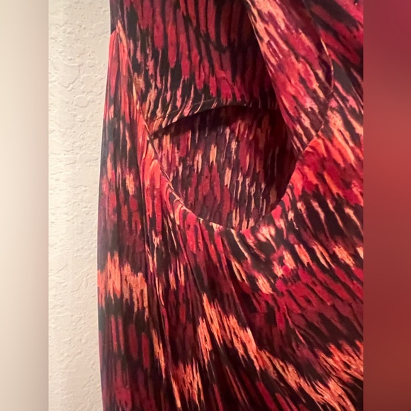 Bundle💕Cache Top & Express Super High Waisted Faux Leather Leggings - Picture 5 of 17